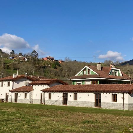 Onís Apartamentos La Presa El Molin מראה חיצוני תמונה