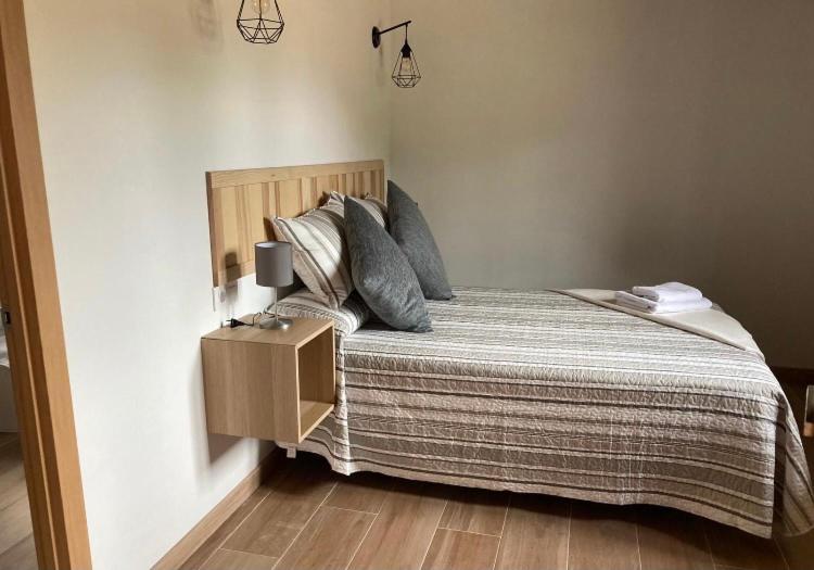 Onís Apartamentos La Presa El Molin מראה חיצוני תמונה
