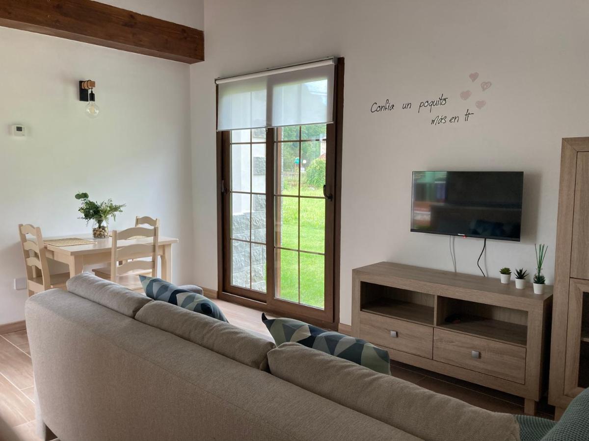 Onís Apartamentos La Presa El Molin מראה חיצוני תמונה
